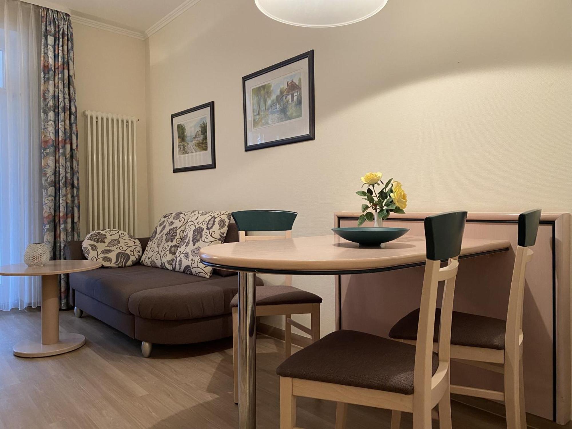 Ferienwohnung Ostseeblick In Der Villa Seeadler Binz Luaran gambar